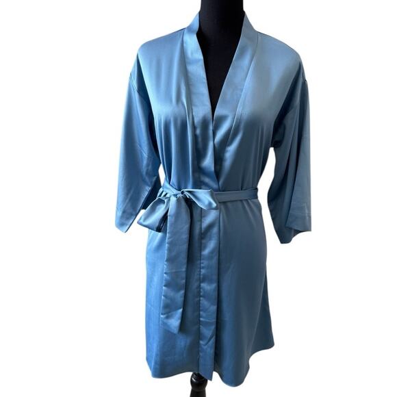 New FLORA NIKROOZ Women's Blue Victoria Charmeuse Wrap Robe Size XS/S - Picture 1 of 5